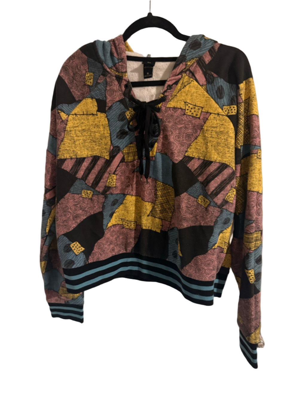Disney Tim Burton’s The Nightmare Before Christmas Pullover Hoodie – XL